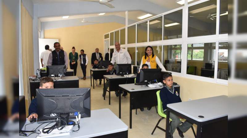Gobierno del Estado fortalece infraestructura educativa en Purépero - Foto 0 