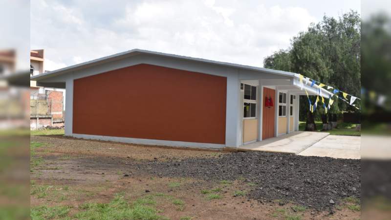 Gobierno del Estado fortalece infraestructura educativa en Purépero - Foto 2 