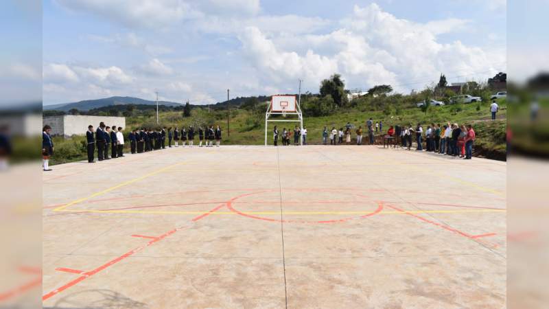 Gobierno del Estado fortalece infraestructura educativa en Purépero - Foto 5 