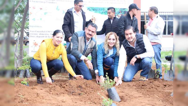 Instalan noveno jardín para polinizadores en la UTM - Foto 0 