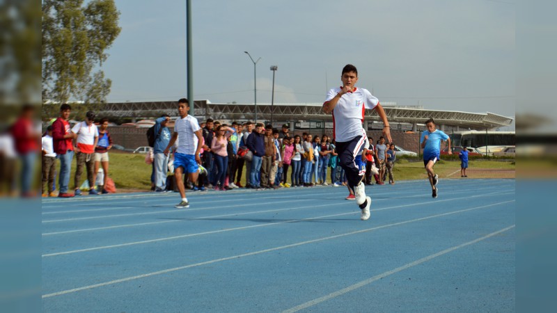 A 4 meses de realizarse la XX Espartaqueada Deportiva Nacional, estudiantes michoacanos compiten para representar al estado - Foto 0 