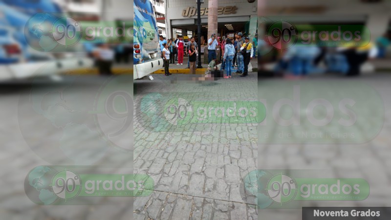 Muere una mujer atropellada por un camión en el centro de Uruapan ...