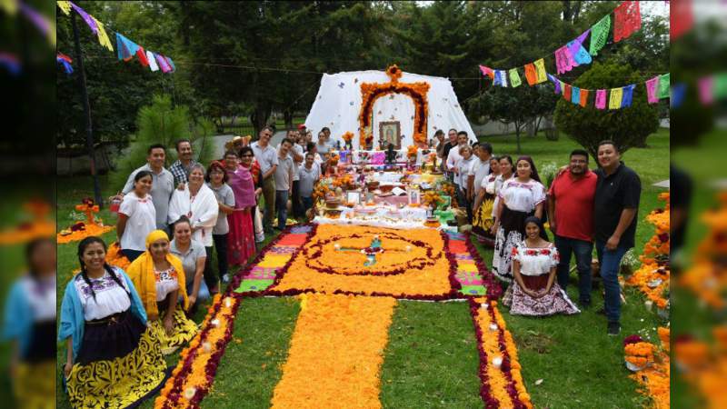 DIF Michoacán preserva tradiciones de Noche de Ánimas - Foto 2 