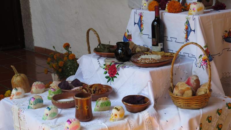 En temporada de fiestas no restringas el consumo de alimentos - Foto 0 
