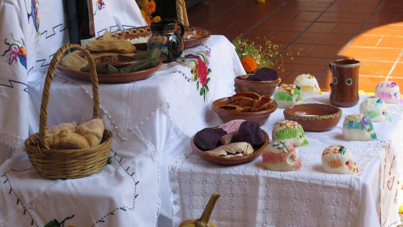 En temporada de fiestas no restringas el consumo de alimentos - Foto 1 