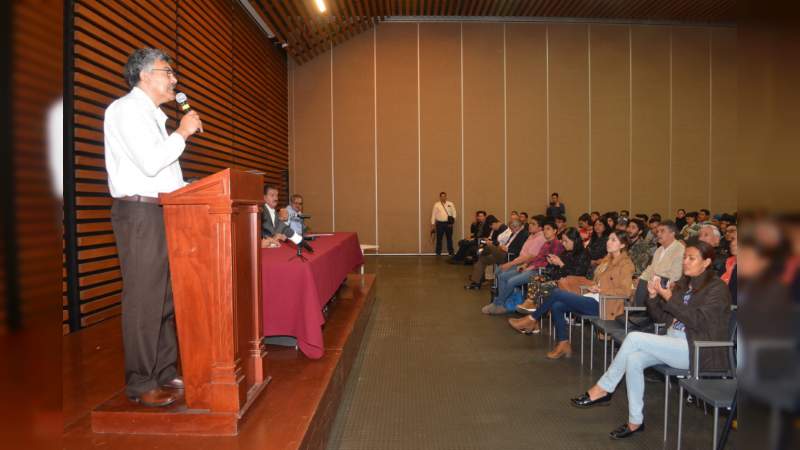 Realiza UMSNH primer panel de análisis para la sustentabilidad del sector forestal en el estado - Foto 1 