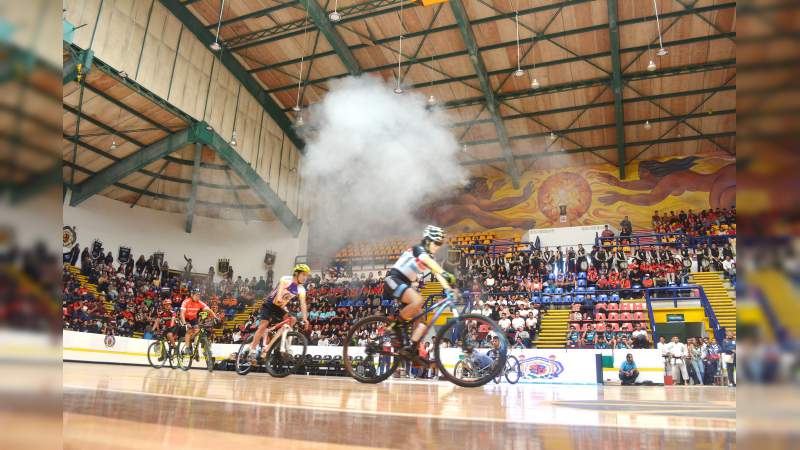 Inician primeros juegos deportivos Nicolaitas 2019-2020. - Foto 3 