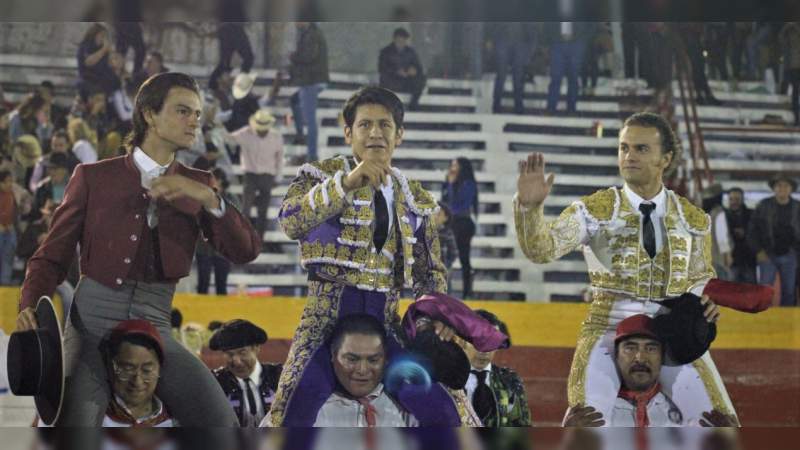 Jorge Sotelo estructuró grandes faenas y cortó 4 orejas en “El Relicario” - Foto 1 