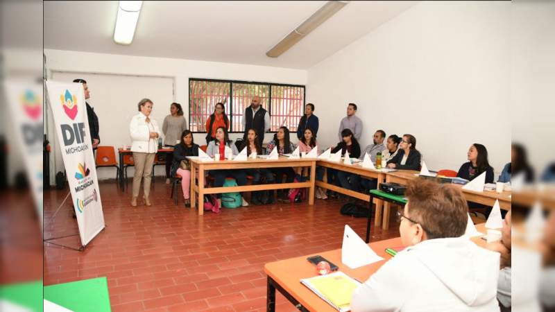 Capacita DIF Michoacán a personal de Gobierno en derechos de las niñas, niños y adolescentes - Foto 2 