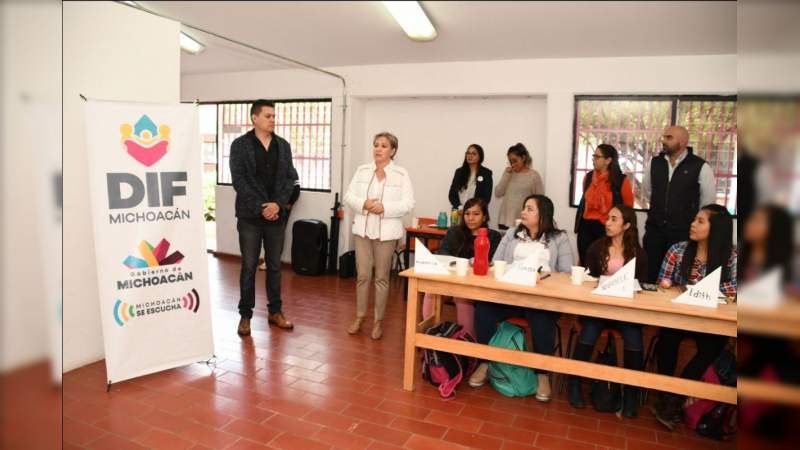 Capacita DIF Michoacán a personal de Gobierno en derechos de las niñas, niños y adolescentes - Foto 4 