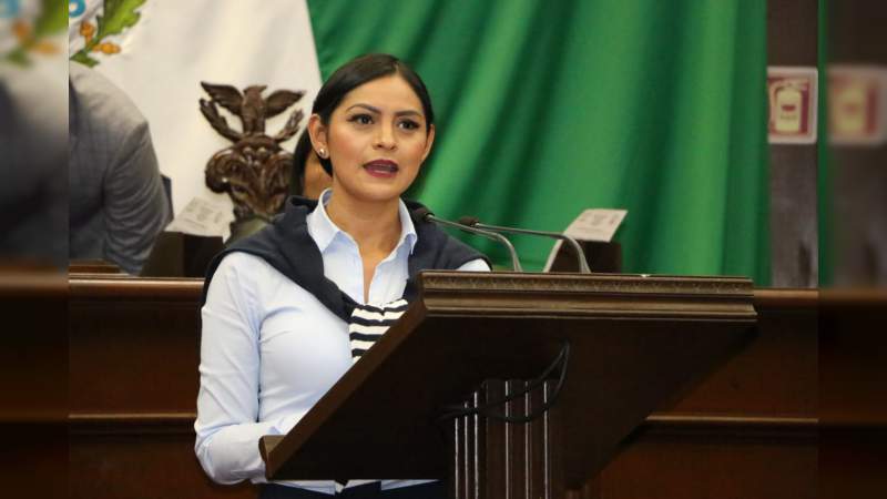 Araceli Saucedo reconoce esfuerzos entre Estado y Federación para concretar federalización de la nómina educativa - Foto 1 