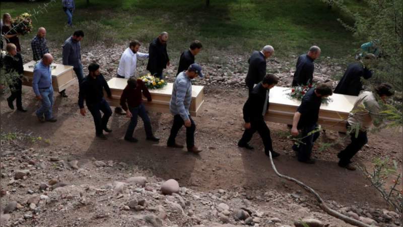 Dan el último adiós a mujer y niños de la comunidad LeBarón y Langford 