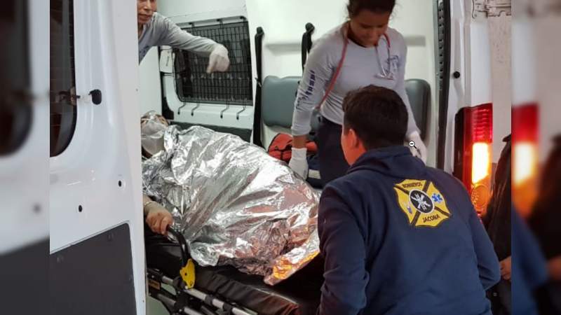 Dos hombres y una mujer gravemente heridos en ataque armado en Cuajinicuilapa, Guerrero 
