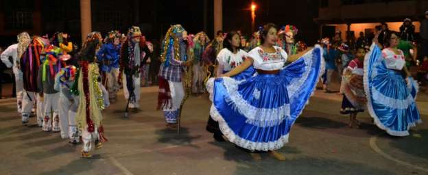 Con música y danza, el festejo de la Candelaria en Los Reyes, Michoacán - Foto 4 
