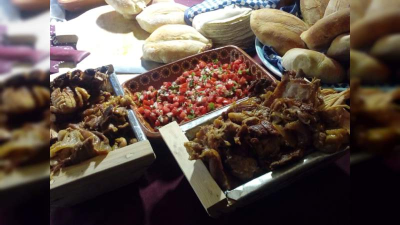 Séptima Feria Michoacana de las Carnitas en Tacámbaro, Pueblo Mágico - Foto 3 