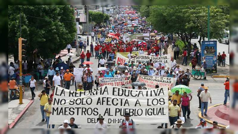 CNDH pide invalidar plazas automáticas a normalistas 