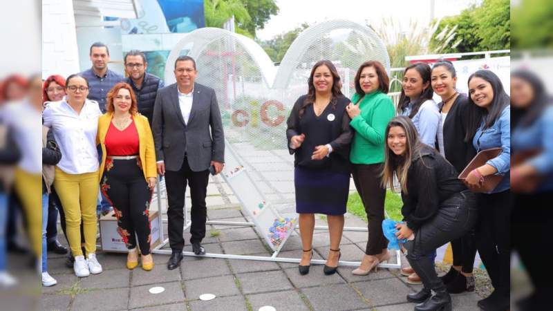 Instalan corazón de ReciCanje en las oficinas de la Seimujer 