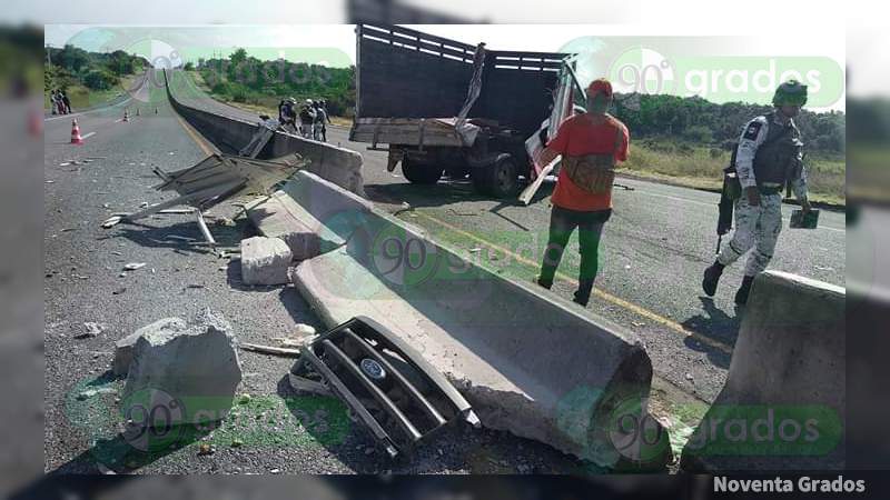 Chocan militares en Múgica, Michoacán, hay dos soldados y un trabajador lesionados - Foto 1 