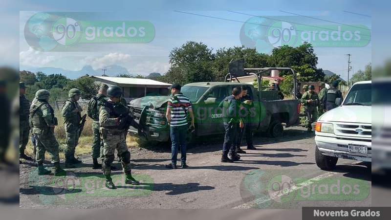Chocan militares en Múgica, Michoacán, hay dos soldados y un trabajador lesionados - Foto 2 