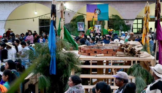 El encendido del fuego y el año nuevo purhépecha - Foto 1 