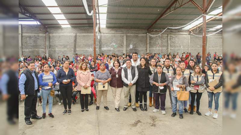 Entrega Bienestar Michoacán, Becas Benito Juárez en Capula, Michoacán - Foto 0 