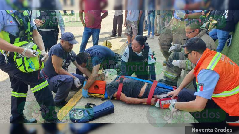 Les explotan cohetones en Morelia, Michoacán, sufren amputación de dedos - Foto 1 