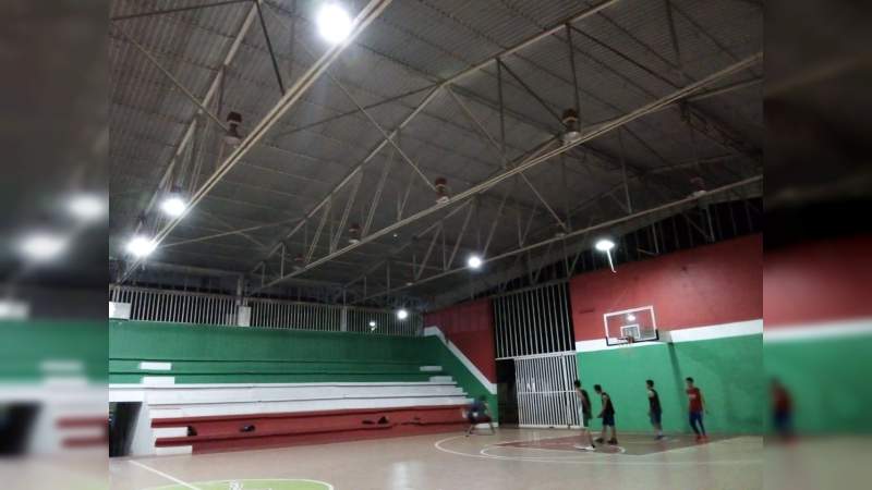 Oídos sordos al deporte en Apatzingán, Michoacán  