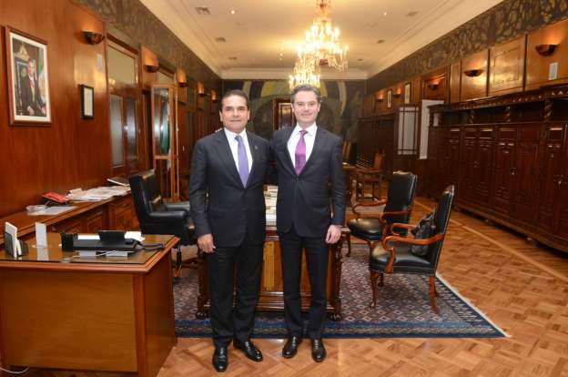 Revisan Gobernador y SEP agenda educativa para Michoacán 