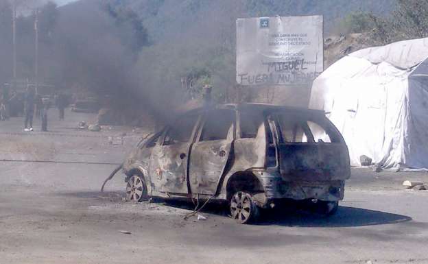 (Vídeo) Incendian vehículos en Nahuatzen, Michoacán; tensa calma - Foto 1 
