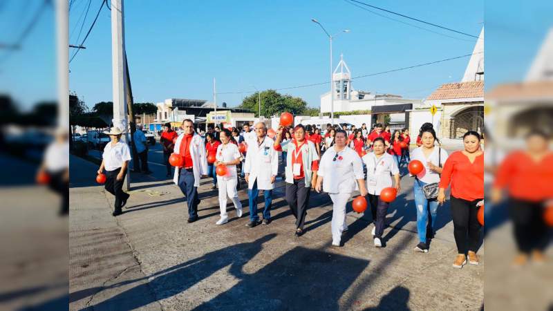 Con actividades de sensibilización conmemoran el día mundial de lucha contra el SIDA en Apatzingán, Michoacán  - Foto 1 
