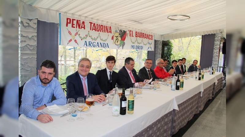 Siguen los reconocimientos en España para el novillero moreliano Isaac Fonseca - Foto 2 