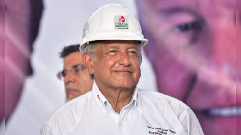 Anuncia López Obrador gira por plataformas petroleras  