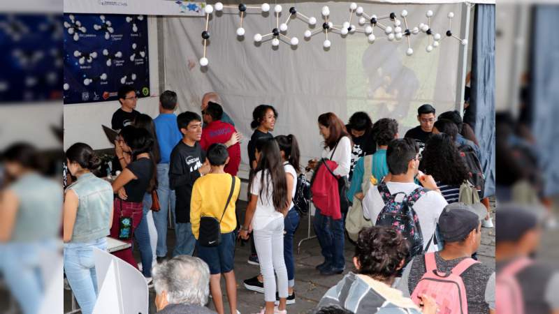 Seis mil personas disfrutaron de la Noche de las Estrellas en Morelia y Pátzcuaro, Michoacán - Foto 3 