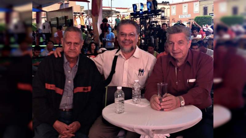 MONARCAS A OTRO NIVEL y más, nuevo programa de Óscar Tapia y Jaime Ariel Trujillo - Foto 0 
