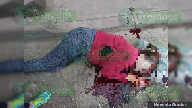 Muere mujer que fue atacada a balazos en la colonia La Cienega en Uruapan, Michoacán 