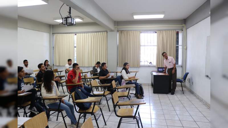 Profesor del ITM, 18 años de ser evaluador líder en calidad - Foto 1 