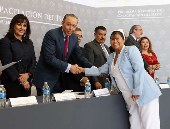 Entregará el ISSSTE 26 mil millones de pesos en préstamos personales 