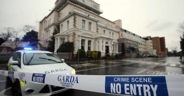 (Vídeo) Un muerto y dos heridos graves en tiroteo en hotel de Dublín, Irlanda 