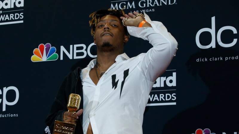 En pleno aeropuerto, muere el rapero Juice Wrld 