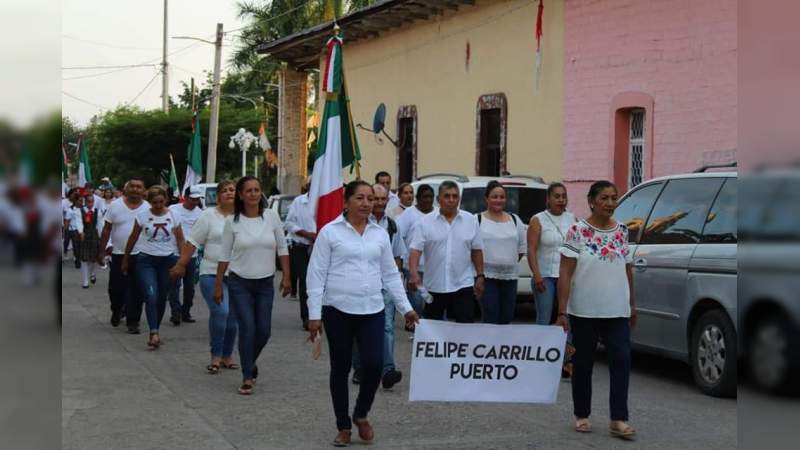 Este fin de semana, 93 Palomas Mensajeras de Apatzingán, se reúnen con sus familias en los Estados Unidos - Foto 1 