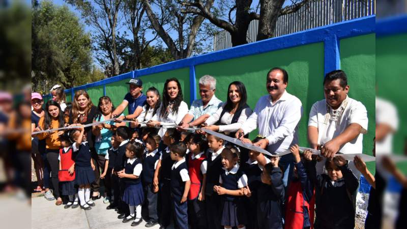 Gobierno del Estado fortalece escuelas en localidades vulnerables en Zamora - Foto 0 