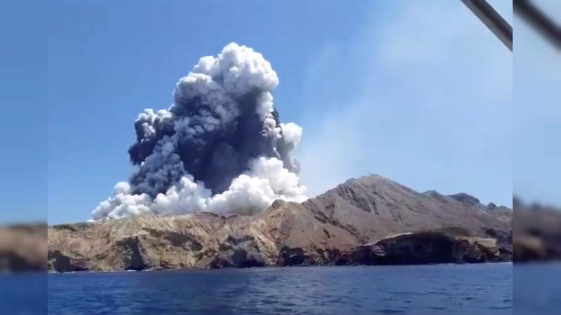Cinco muertos y varios desaparecidos tras erupción de volcán en Nueva Zelanda - Foto 1 