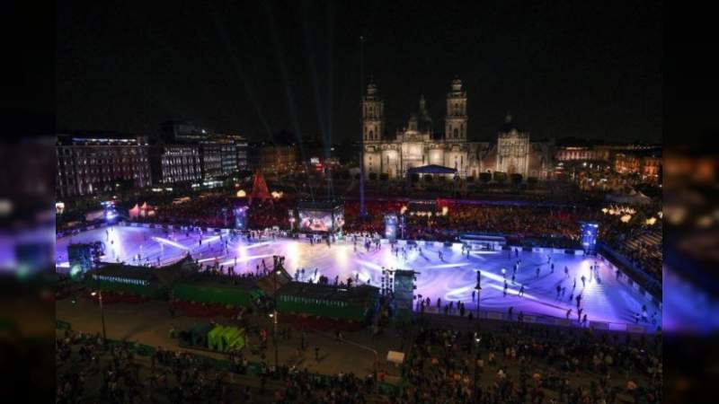 Inauguran pista de hielo sintético en la Ciudad de México - Foto 1 