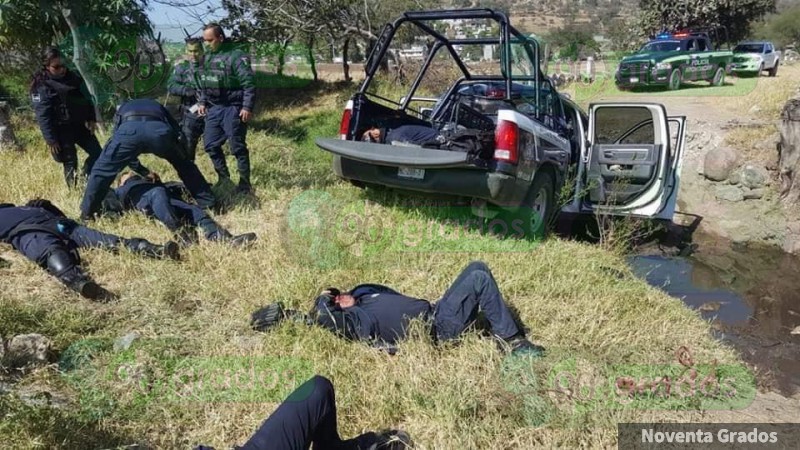 Vuelca patrulla de la Policía, Michoacán en Tarímbaro, hay un muerto - Foto 0 