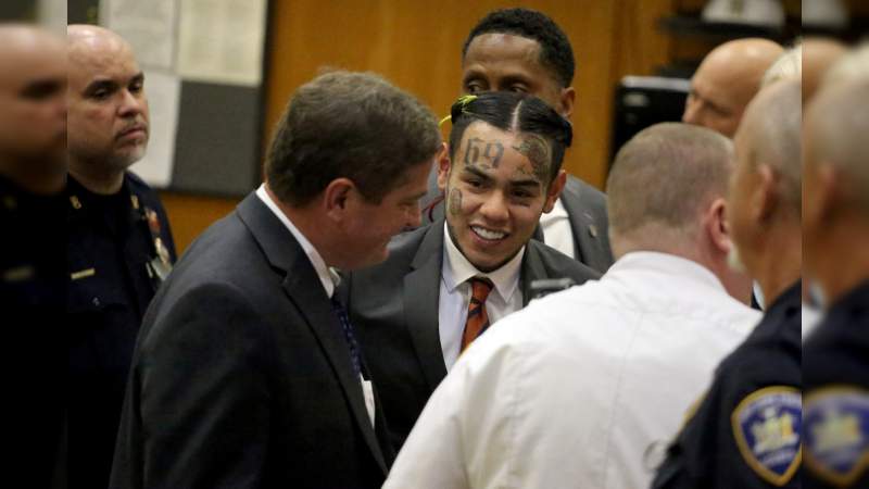 El rapero Tekashi 69, condenado a 2 años de prisión tras testificar contra su pandilla 