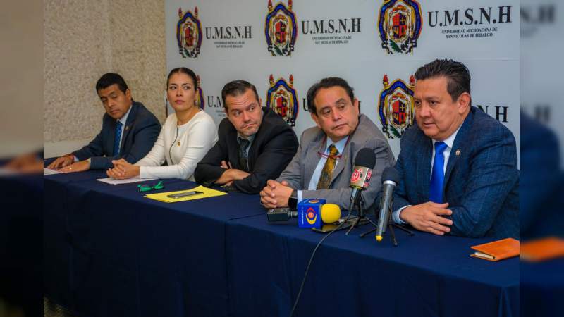 Acreditados, el 97 por ciento de los programas de Licenciatura en la UMSNH - Foto 1 