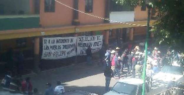 Toman habitantes Alcaldía de Charapan, Michoacán - Foto 2 