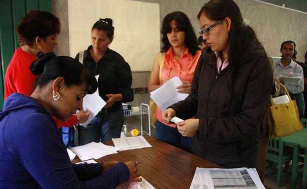 Prohibido cobro de cuotas para preinscripciones, señala la Secretaría de Educación en Michoacán 