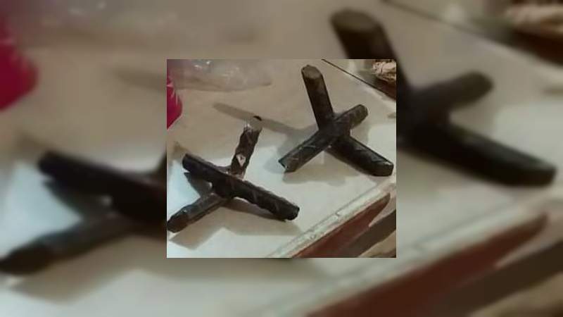 CDN tirotea patrulla, quema vehículos y deja mensajes en Frontera, Coahuila - Foto 3 