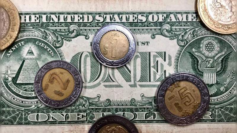 En el primer año de AMLO, peso se apreció 3.86% frente al dólar 